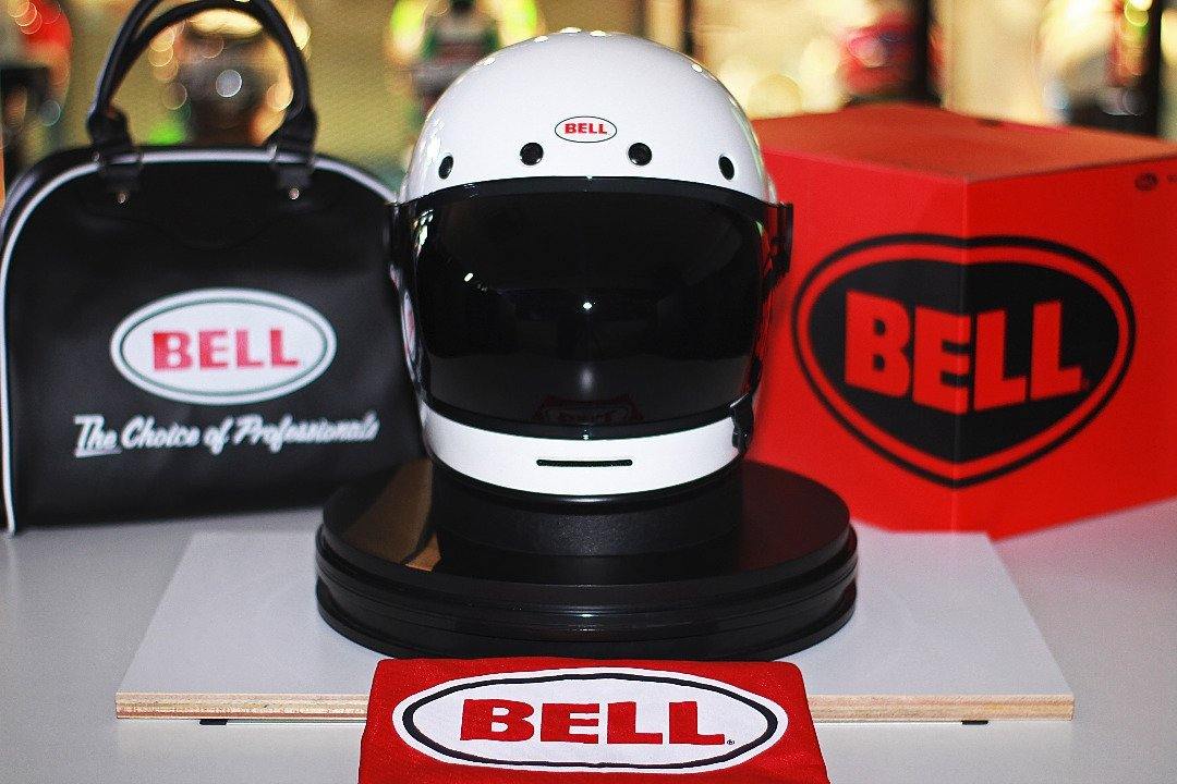 Bell Bullitt (White) - Durian Bikers