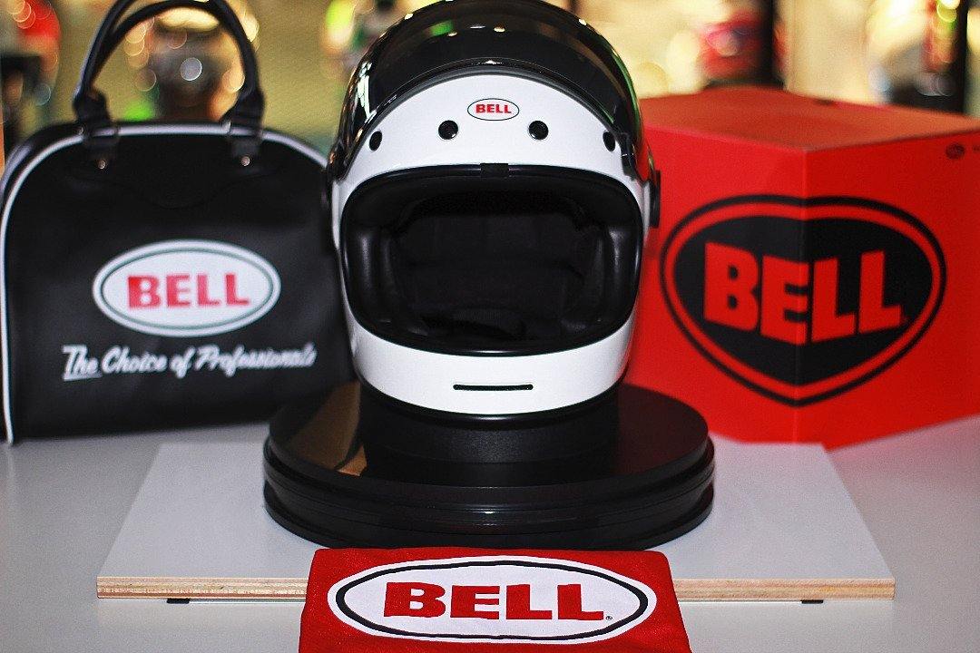 Bell Bullitt (White) - Durian Bikers
