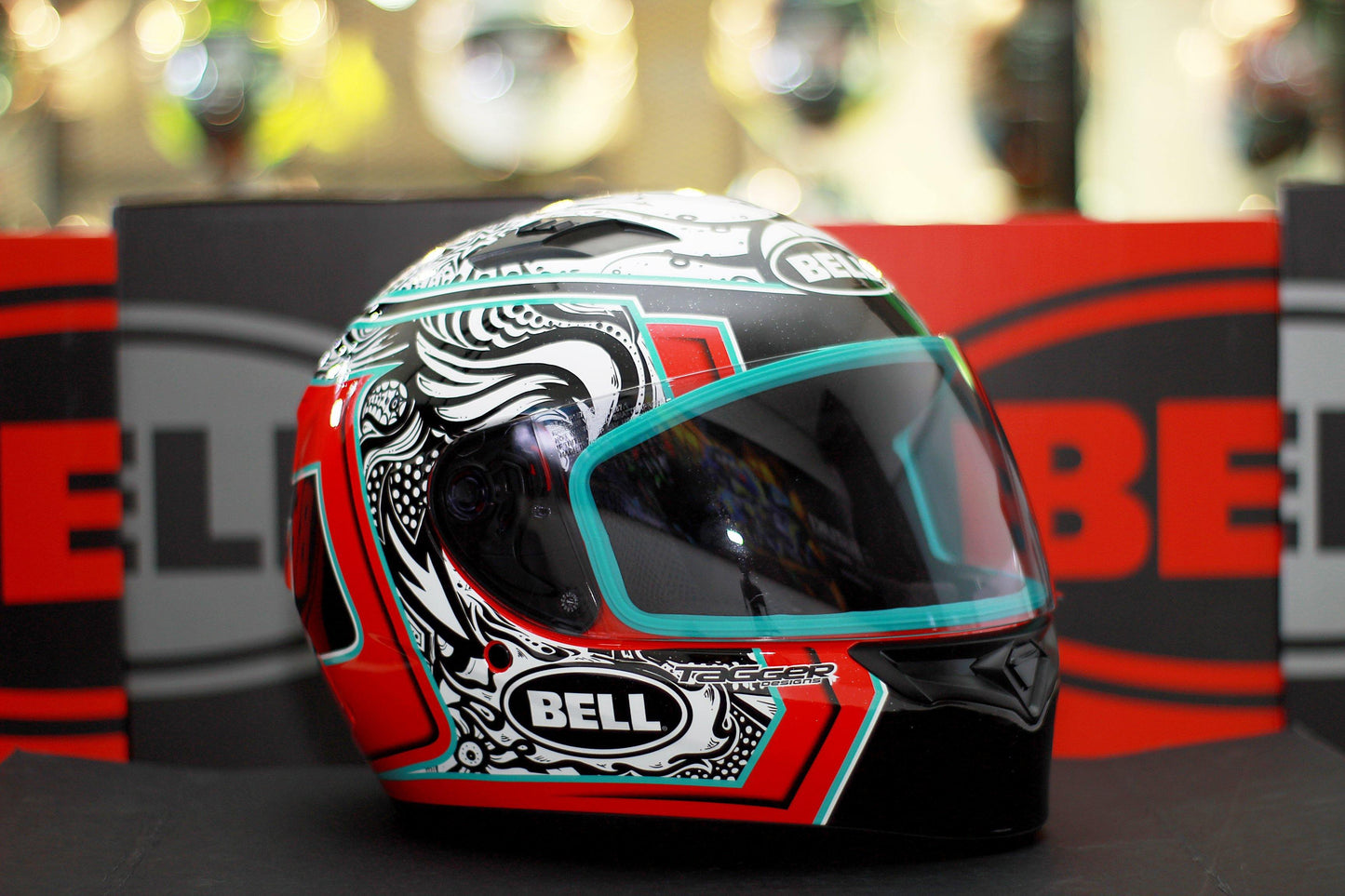 Bell Qualifier (Tagger Splice White/Black/Red) - Durian Bikers