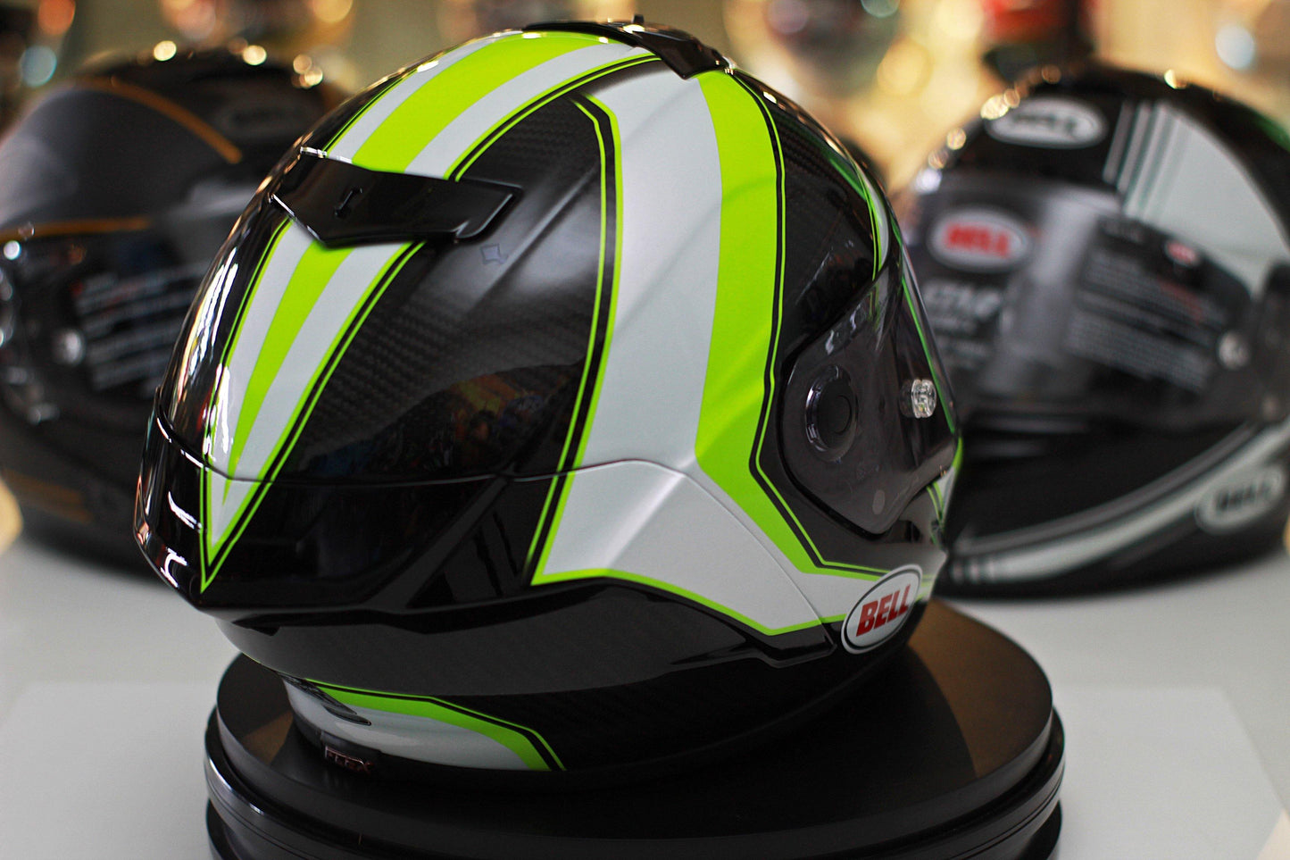 Bell Race Star (Sector White/Hi Viz Green) - Durian Bikers