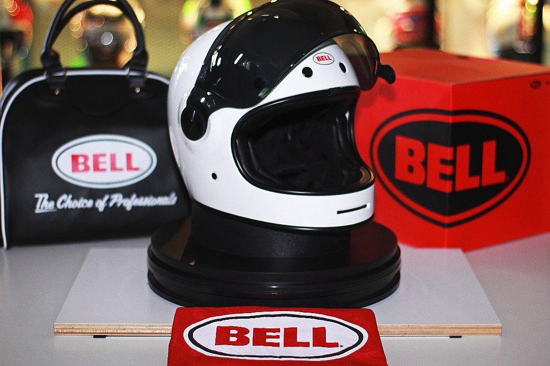 Bell Bullitt (White) - Durian Bikers