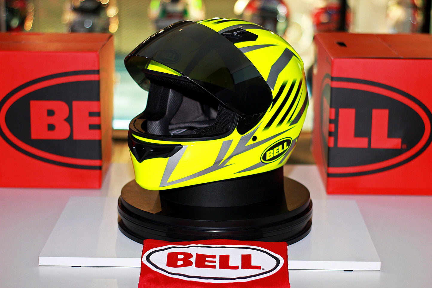 Bell Qualifier (Blaze Yellow/Titanium) - Durian Bikers