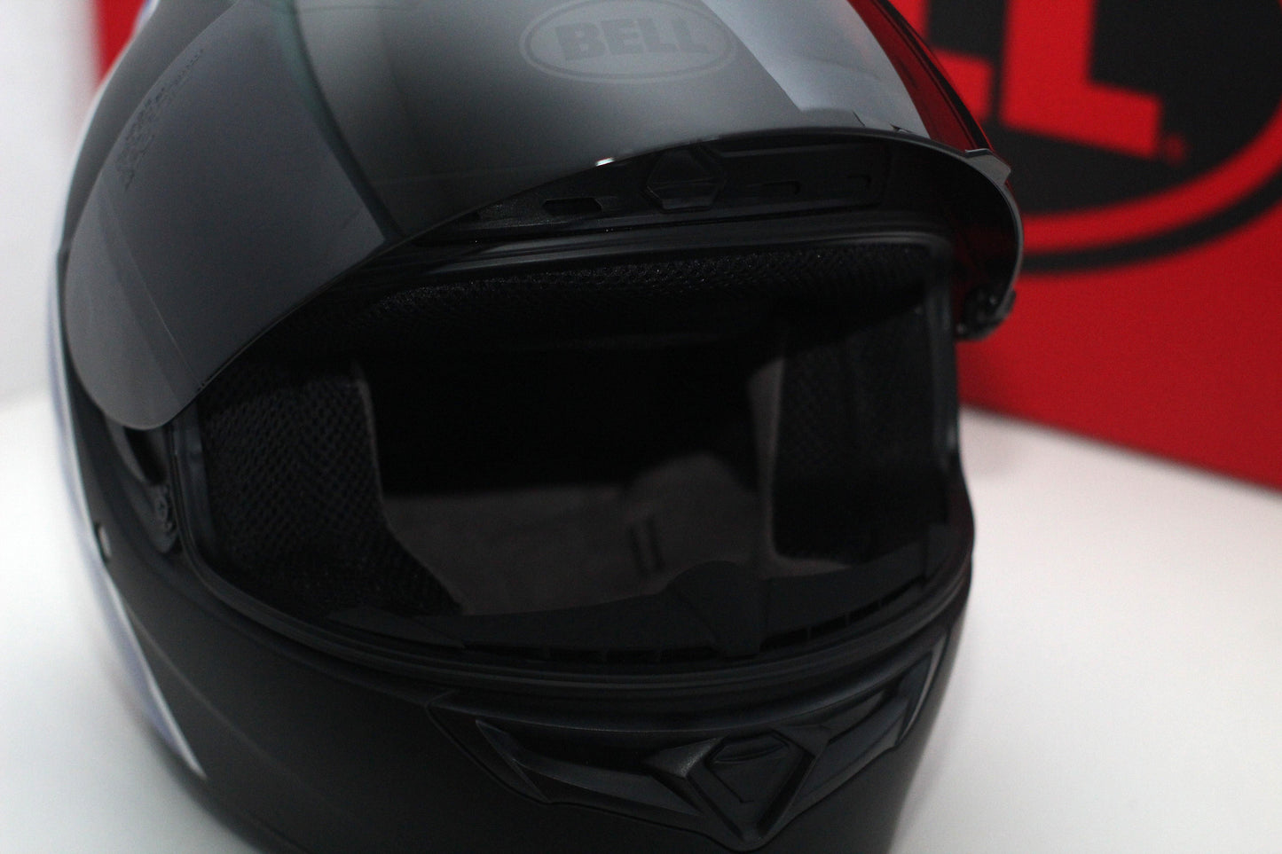 Bell Qualifier DLX MIPS (Illusion Matte/Gloss Black/Blue/White) - Durian Bikers