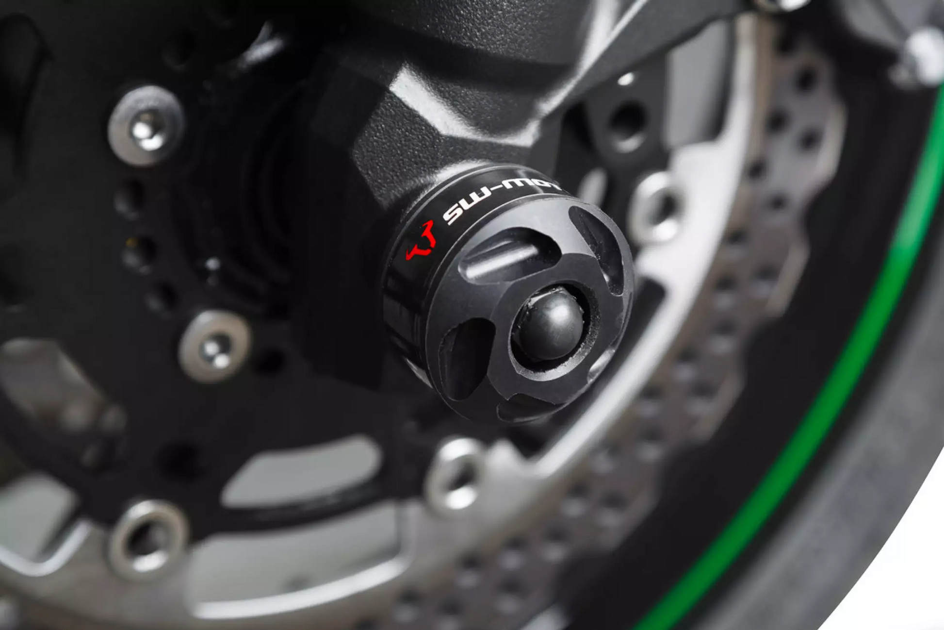 SW Motech Slider Set (Front Axle Black) fits for Kawasaki Z 800 ('12-), Z 1000 ('14-) - Durian Bikers