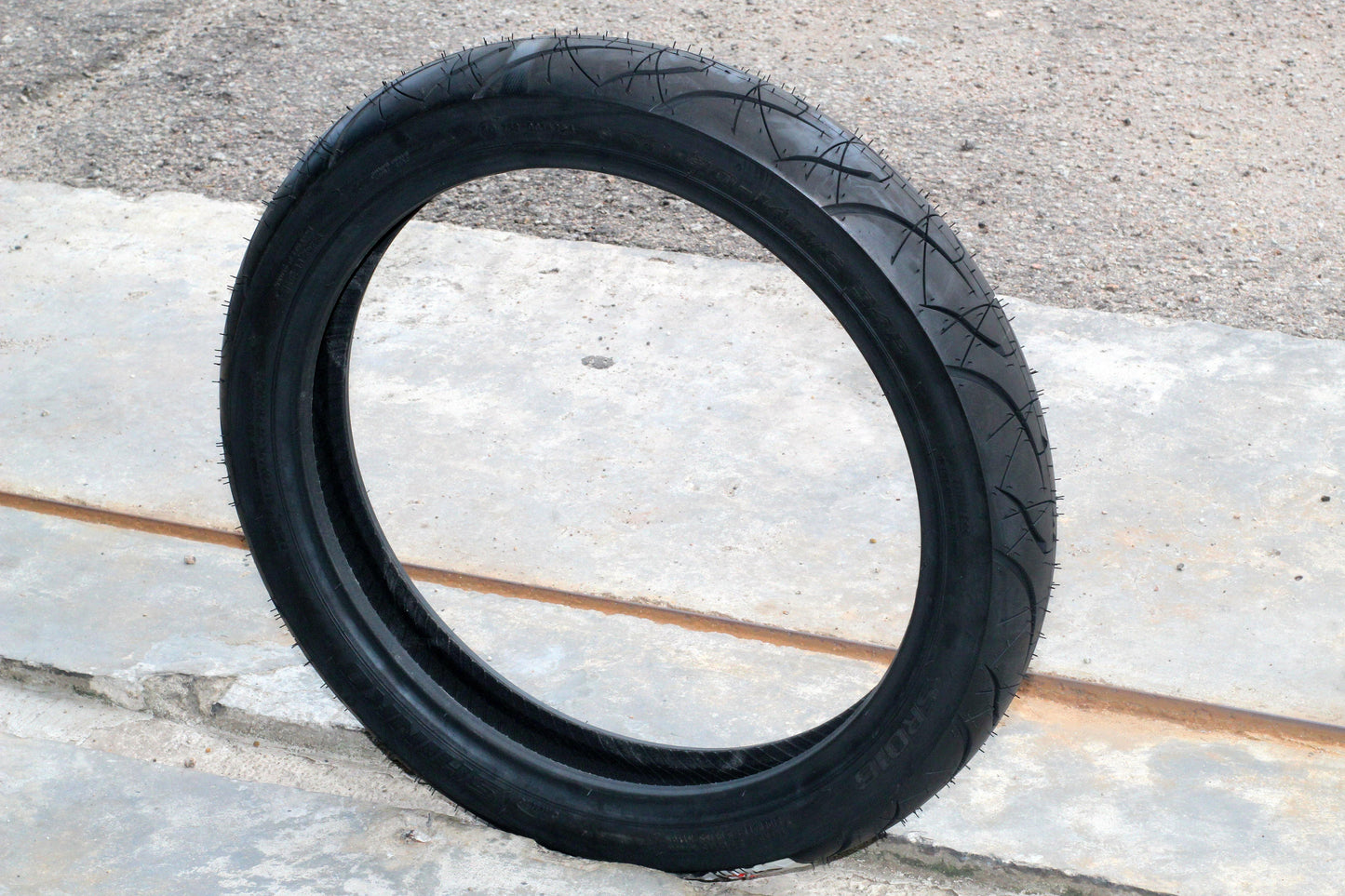 Shinko Tires SR016 Series (70/90-14) - Durian Bikers
