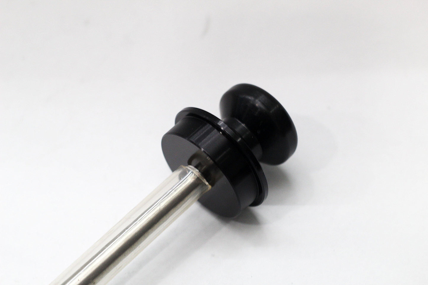 R&G Spindle Sliders fits for Ducati Diavel ('11-) / Ducati XDiavel / XDiavel S ('16-) Models - Durian Bikers