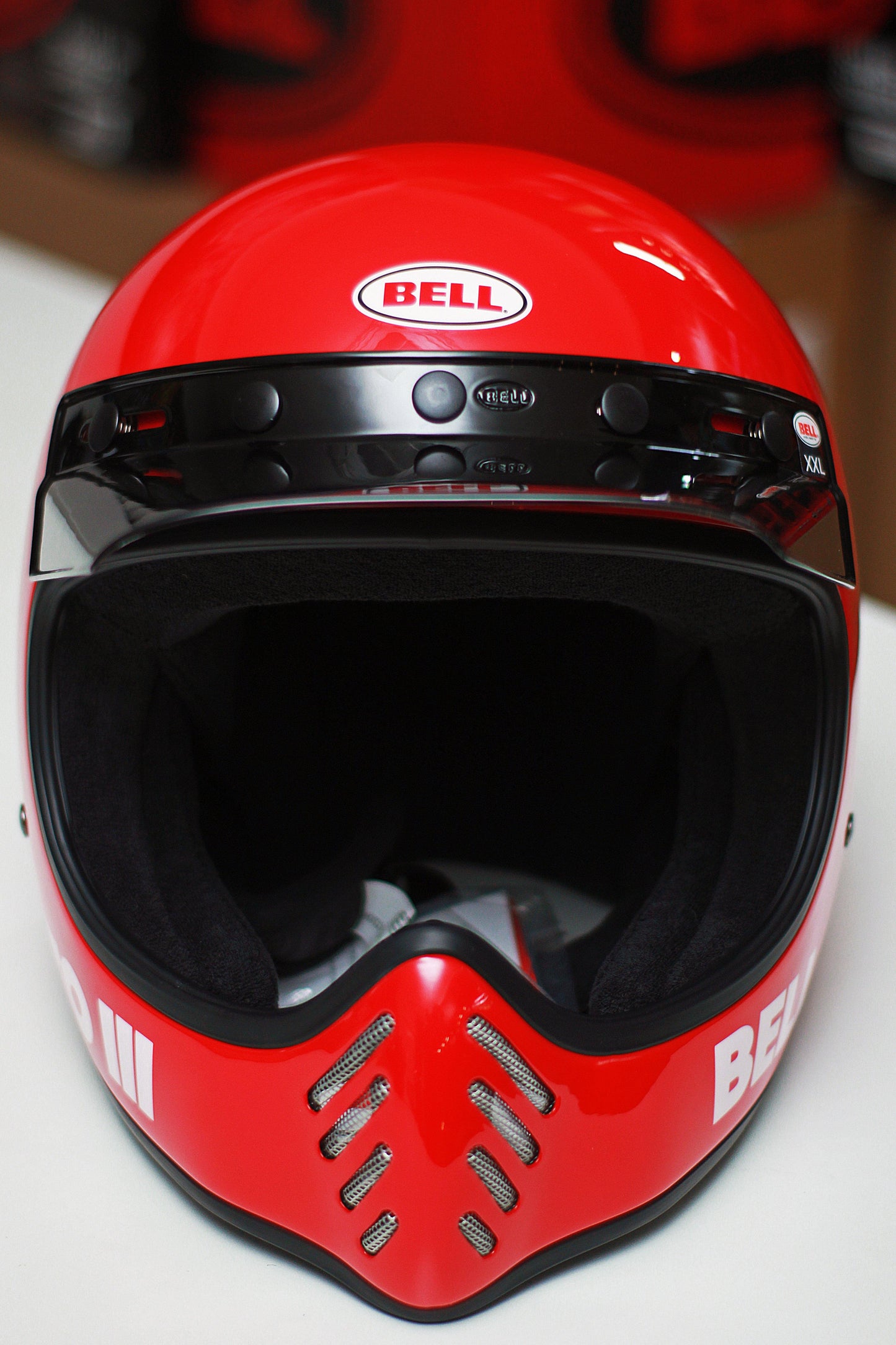 Bell Moto-3 (Classic Red) - Durian Bikers