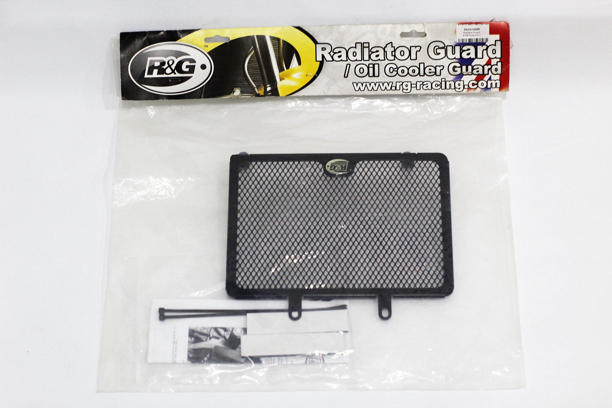 R&G Radiator Guard fits for KTM 125 / 200 Duke ('11-) - Durian Bikers