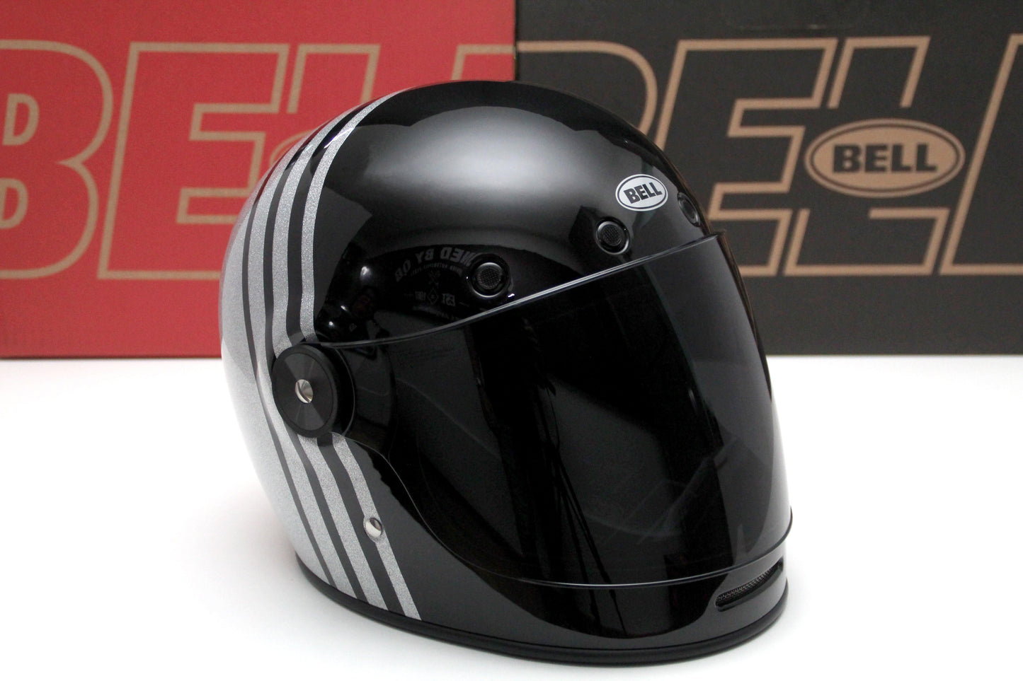 Bell Bullitt Special Edition (Reverb Black/Silver) - Durian Bikers