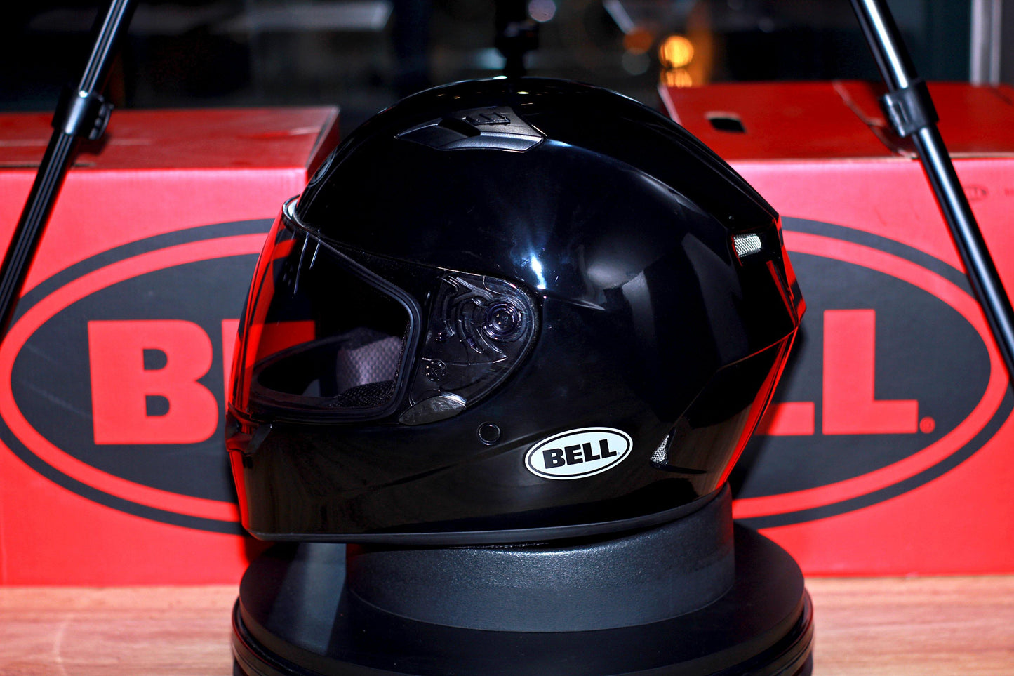 Bell Qualifier (Gloss Black) - Durian Bikers