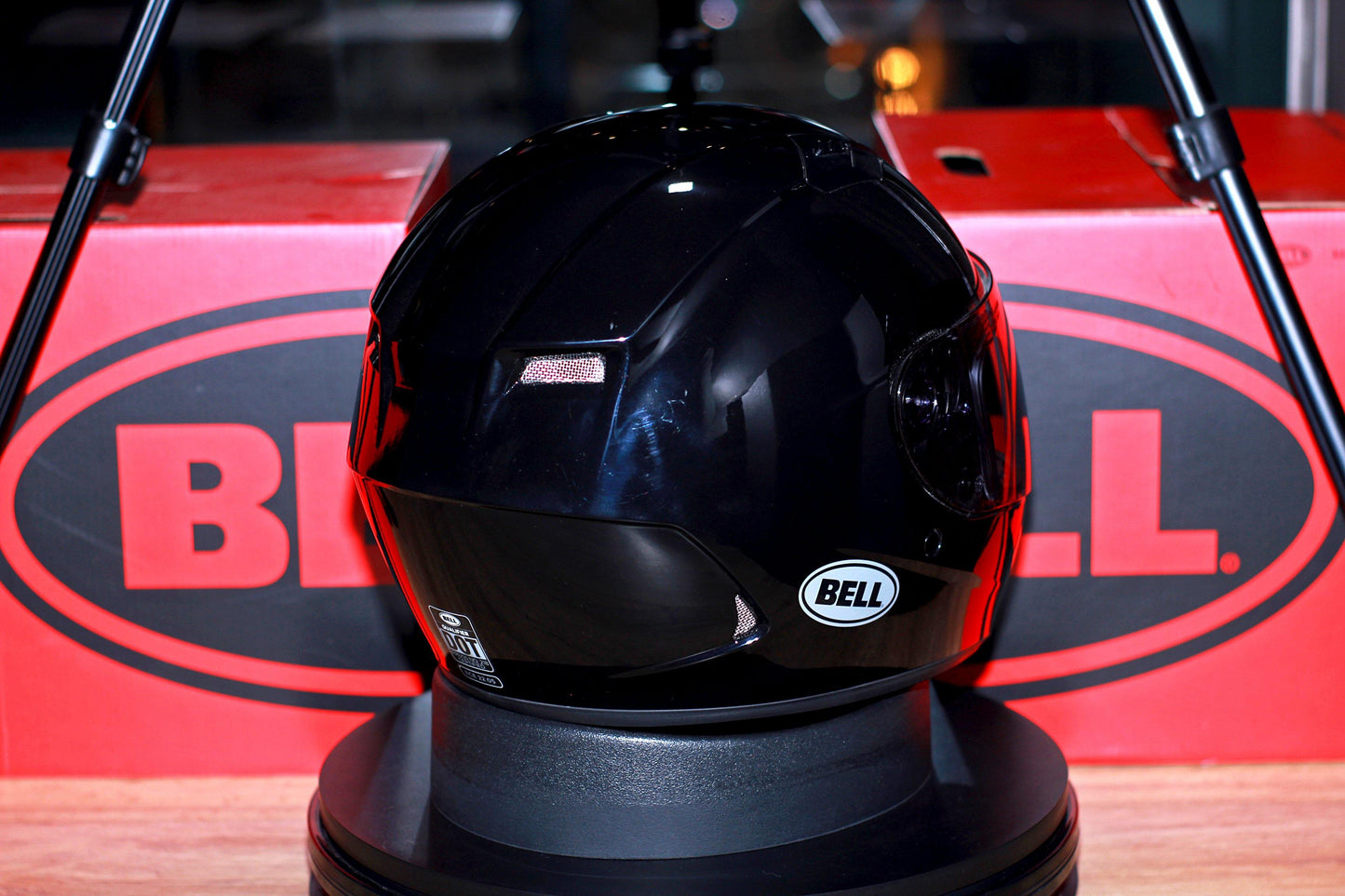 Bell Qualifier (Gloss Black) - Durian Bikers