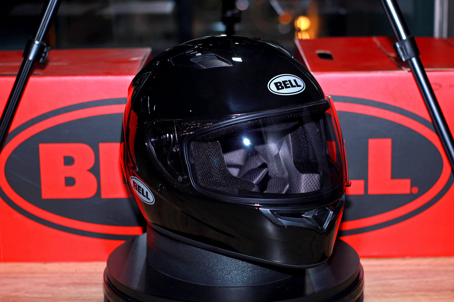 Bell Qualifier (Gloss Black) - Durian Bikers