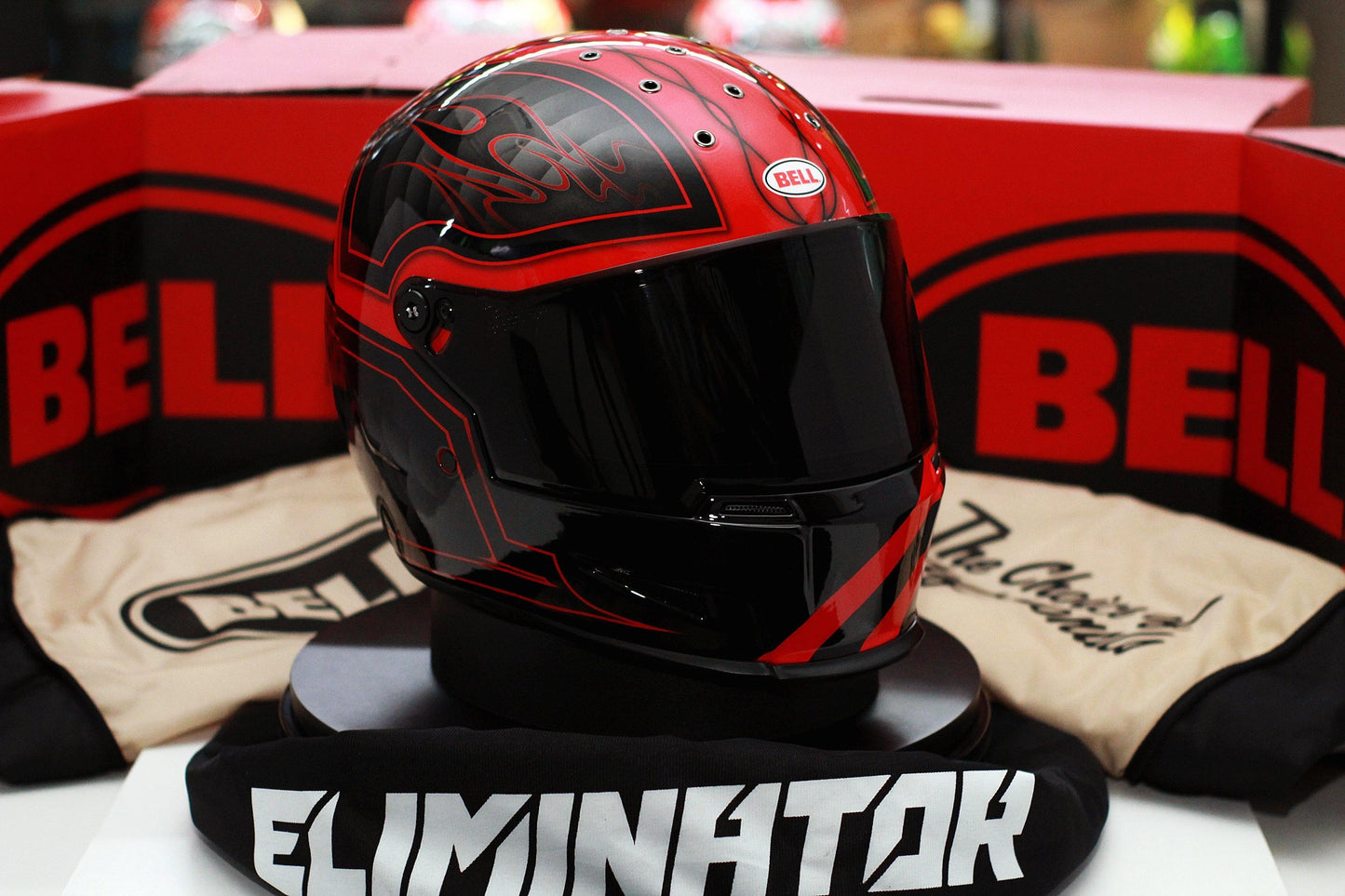 Bell Eliminator (Outlaw Black/Red) - Durian Bikers