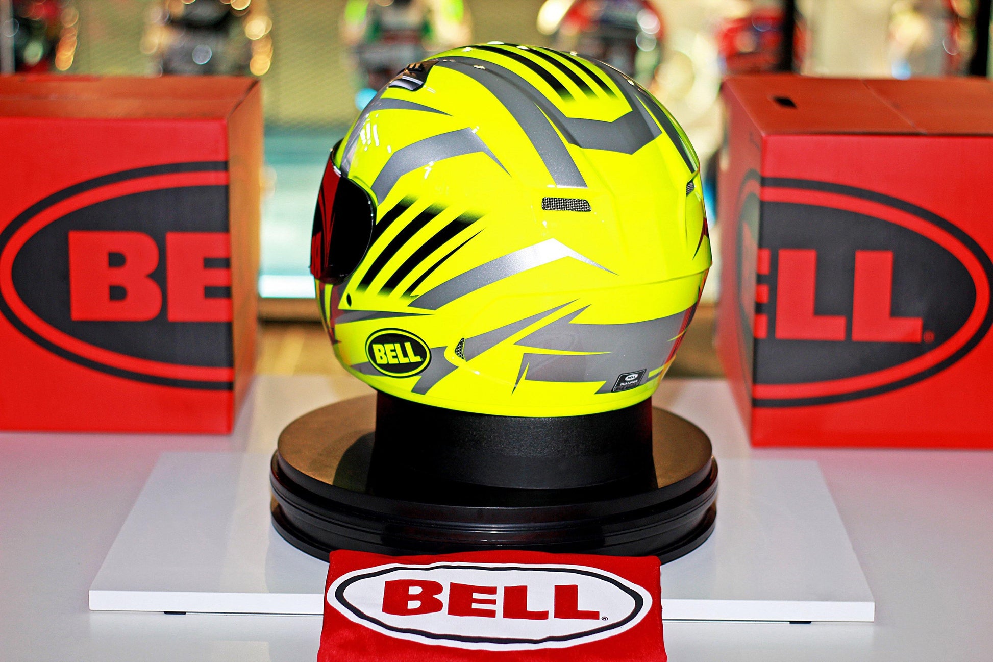 Bell Qualifier (Blaze Yellow/Titanium) - Durian Bikers