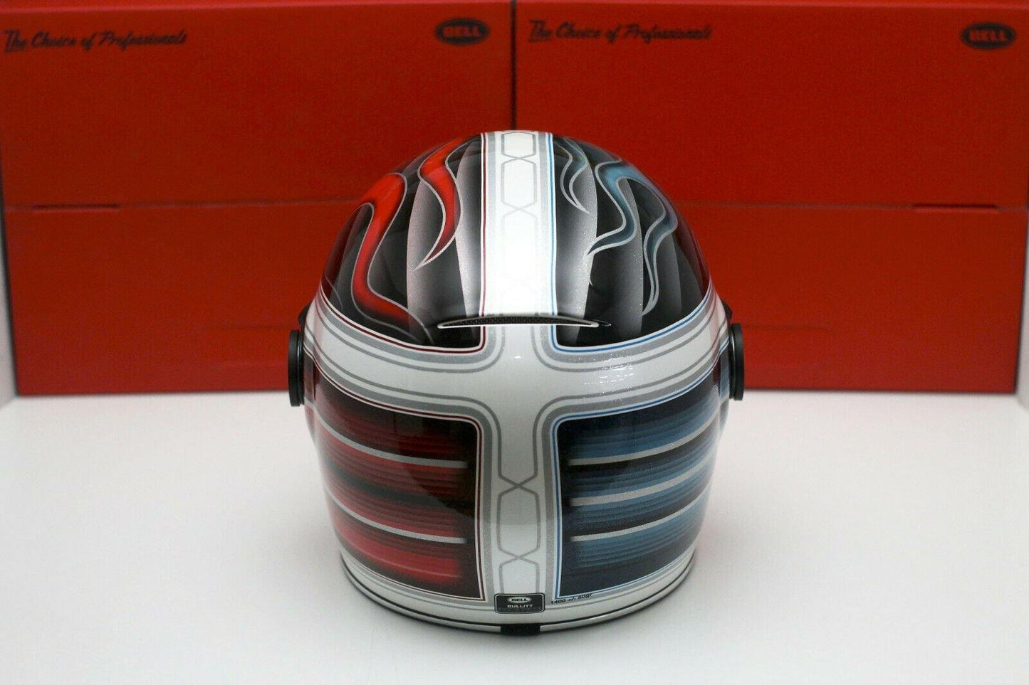 Bell Bullitt Special Edition (Barracuda White/Red/Blue) - Durian Bikers