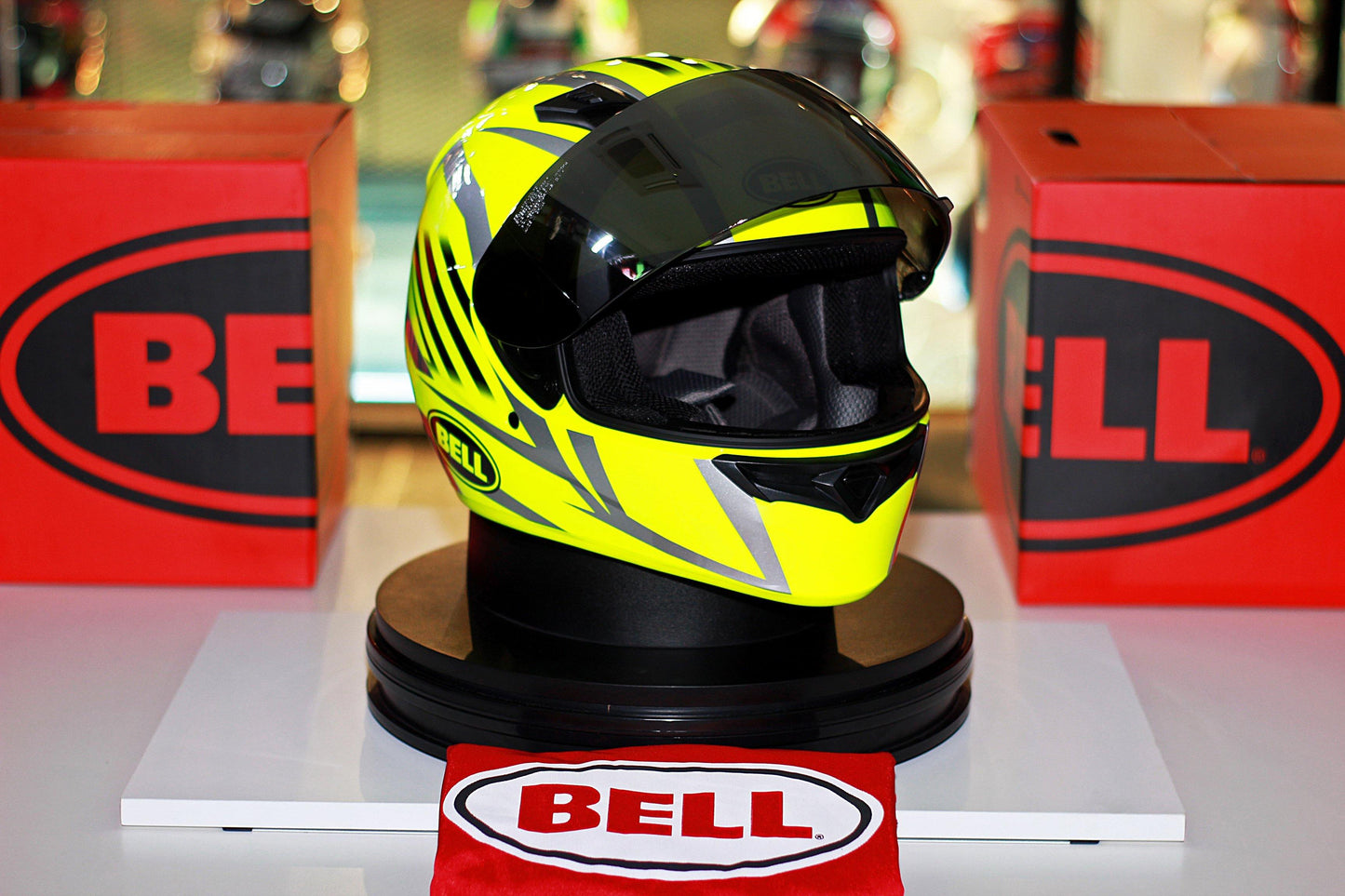 Bell Qualifier (Blaze Yellow/Titanium) - Durian Bikers