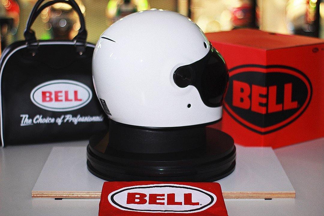 Bell Bullitt (White) - Durian Bikers