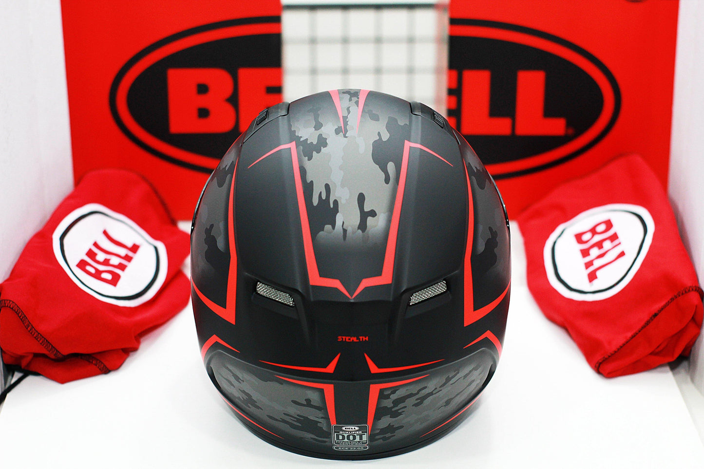 Bell Qualifier (Stealth Camo Matte Black/Red) - Durian Bikers