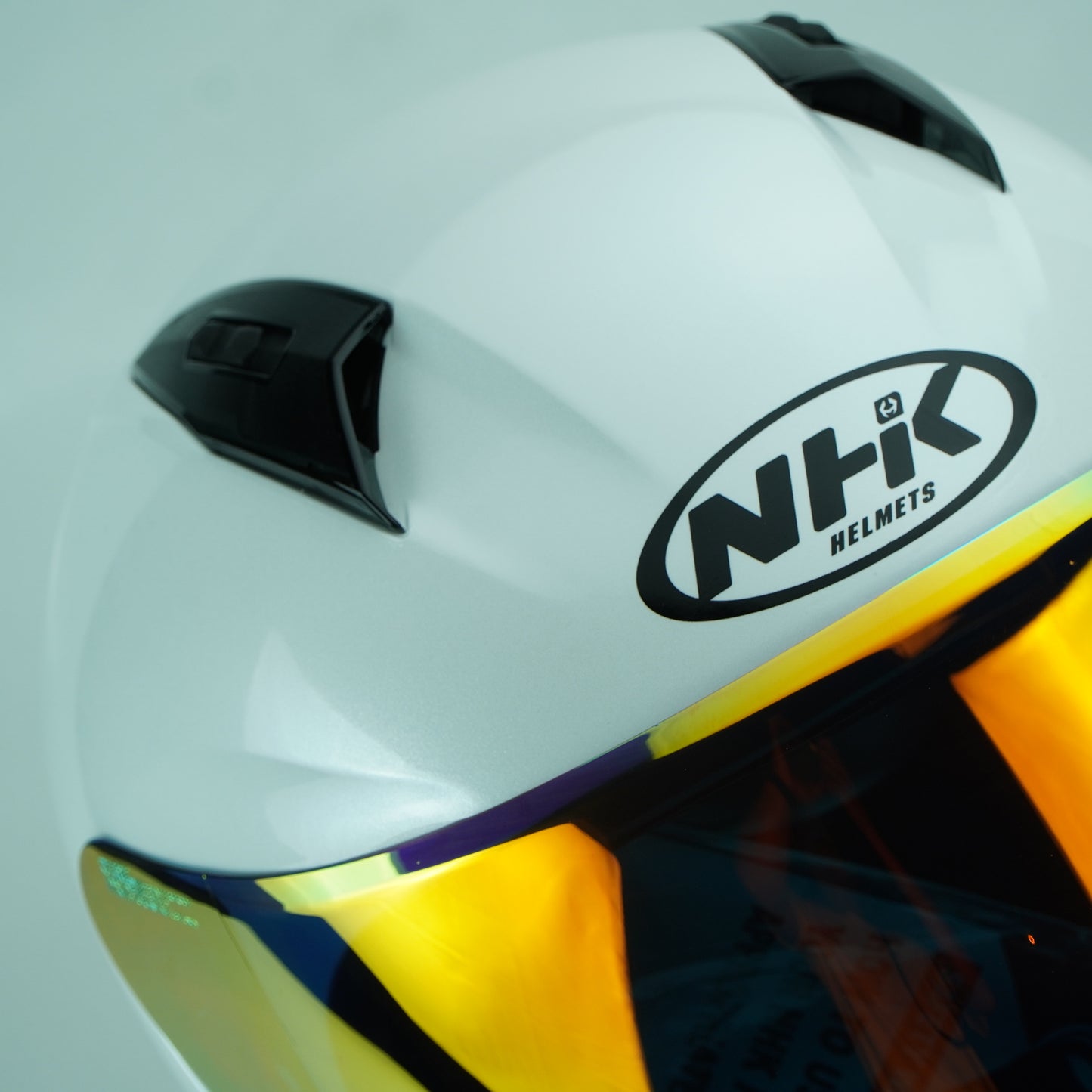 NHK Helmet R1S Solid (Pearl White)