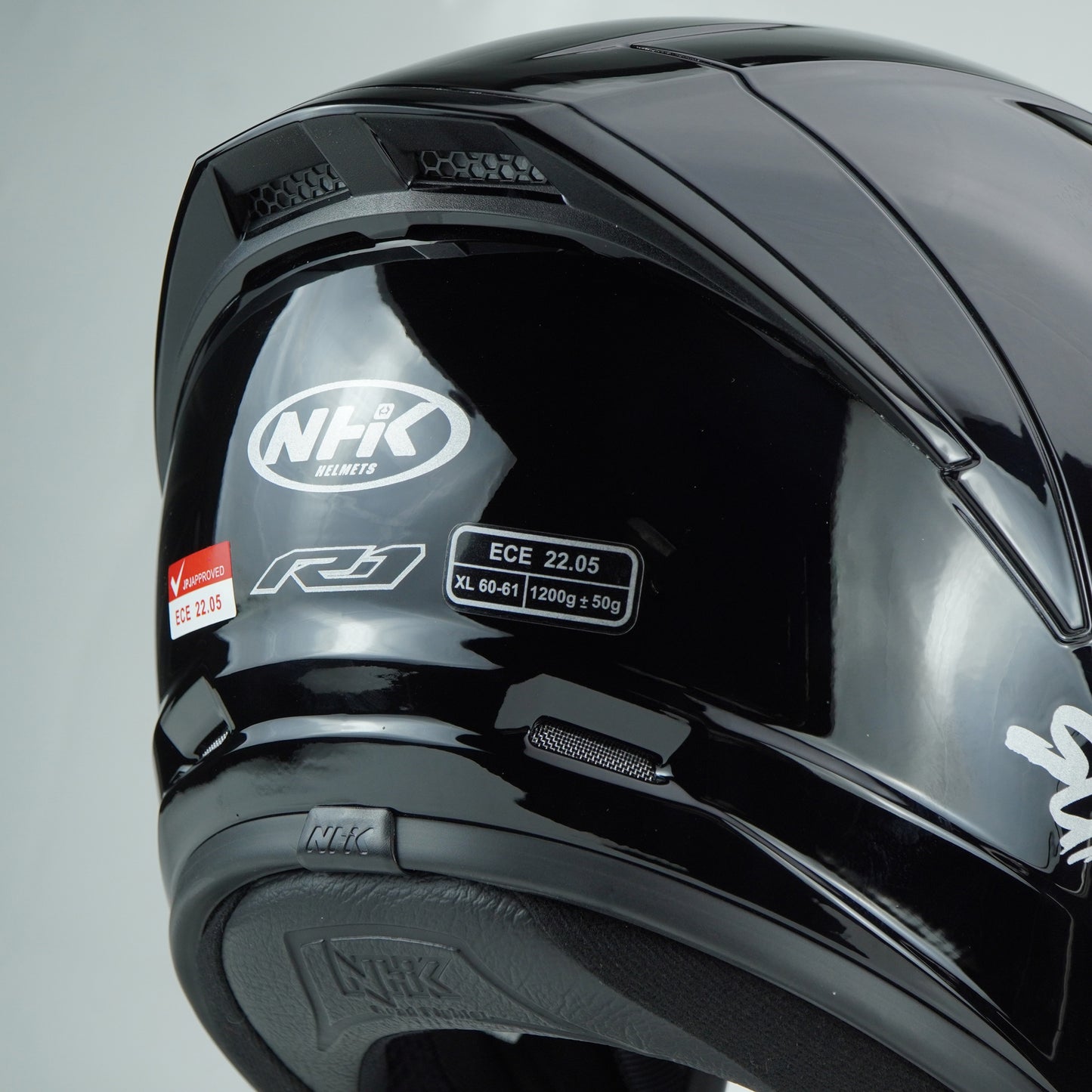 NHK Helmet R1S Solid (Midnight Black)
