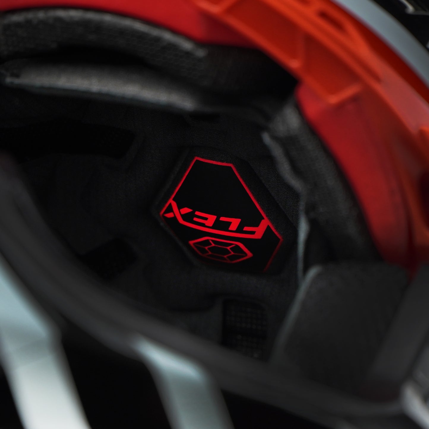 Bell Helmet Moto-9S Flex (Banshee Black/Red)