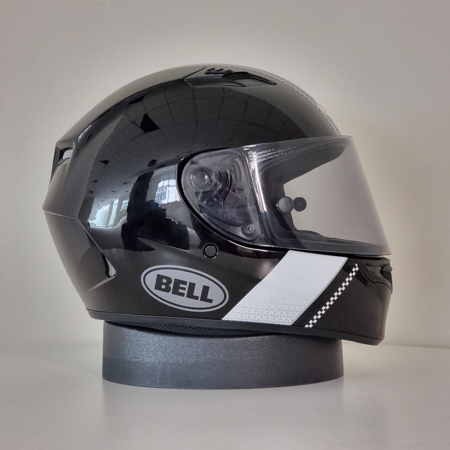 Bell Helmet Qualifier (Vitesse Matte Gloss Black/White)