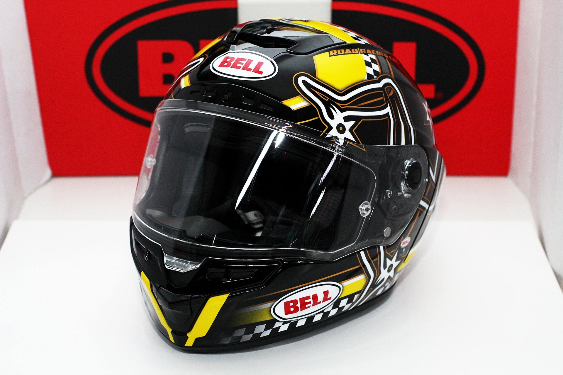 Bell Star (Isle of Man Gloss Black/Yellow) – Durian Bikers Bell Star (Isle of Man Gloss Black/Yellow) – Durian Bikers