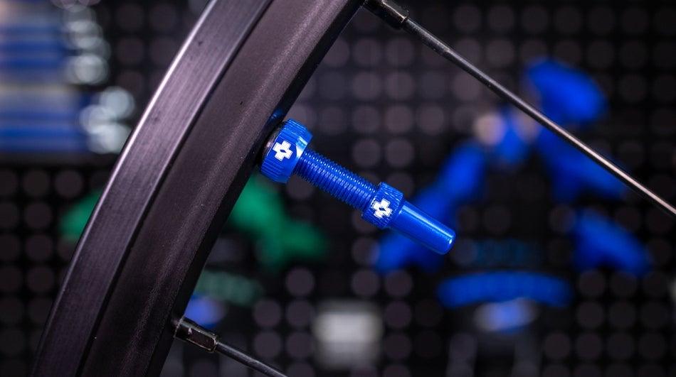 Muc Off All New Tubeless Valves - Durian Bikers