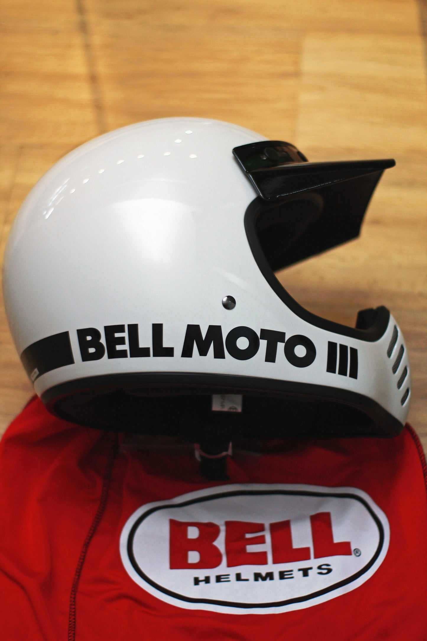 Bell Moto-3 (Classic White) - Durian Bikers