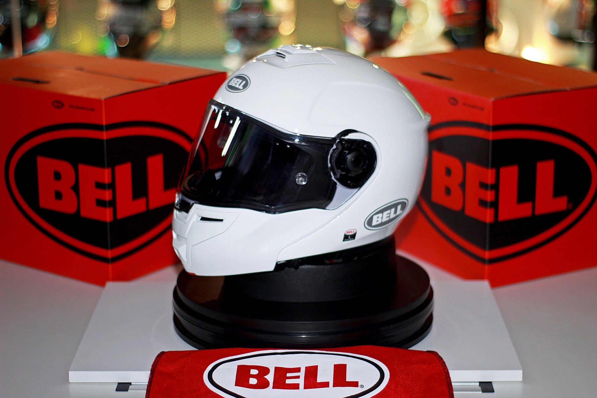 bell adult multiuse helmet white Bell Helmet SRT Modular (Gloss White) – Durian Bikers