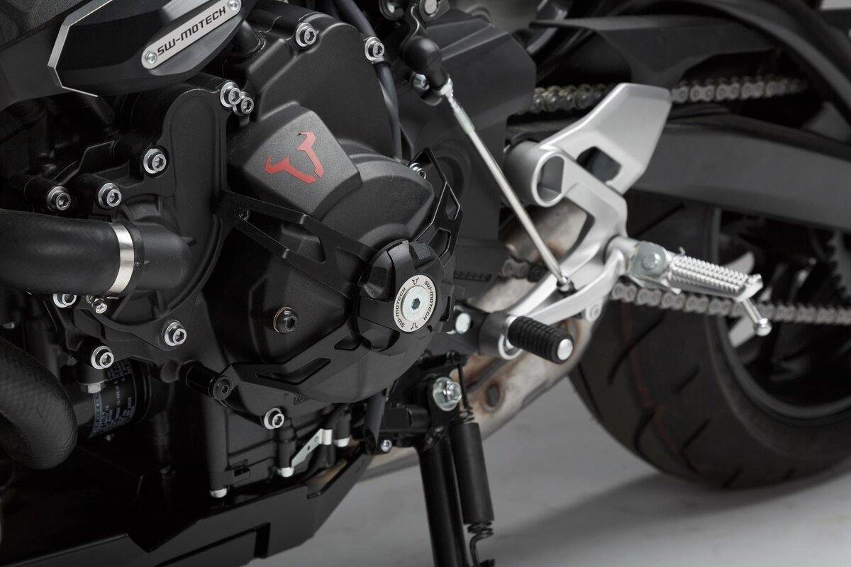 SW Motech Alternator Cover Guard (Black) fits for Yamaha MT-09 ('13-), XSR900 ('15-) / Abarth ('17-) - Durian Bikers