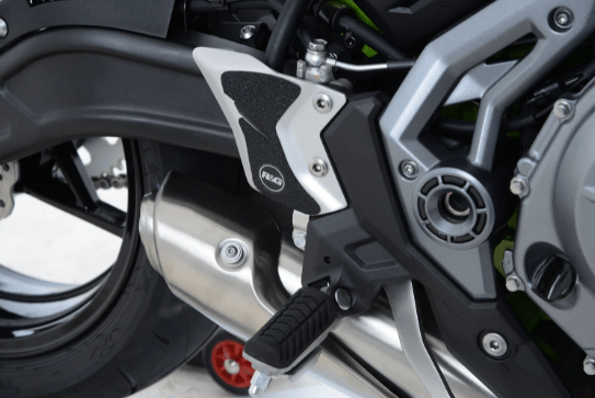 R&G Boot Guard Kit fits for Kawasaki Z650 ('17-) & Ninja 650 ('17)
