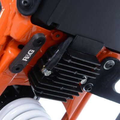 R&G Exhaust Hanger Kit and Footrest Blanking Plate fits for KTM Duke 125 (’17-)