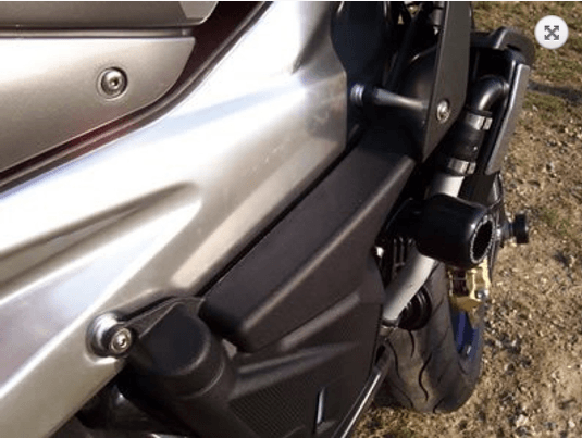 R&G Crash Protectors Classic Style fits for Aprilia Tuono ('06-'11) - Image 3