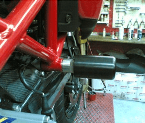 R&G Crash Protectors Classic Style fits for Ducati Monster ('01-'06), Monster S2R 800, MTS Multistrada 1100 ('07-'10) & Sport Classic 1000S - Image 5